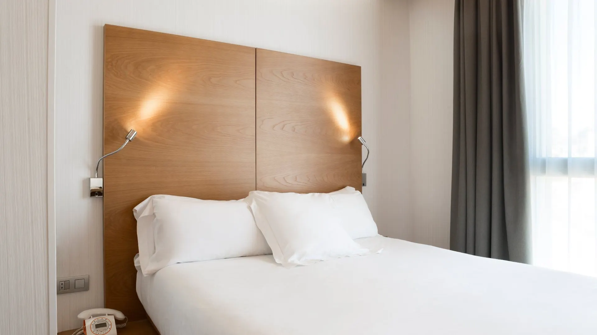 Petit Palace Plaza Malaga Hotel